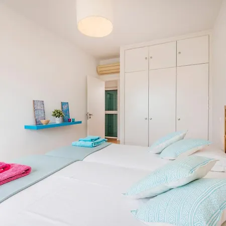 בית הארחה Sunny 5br @ Prainha Club אלבור