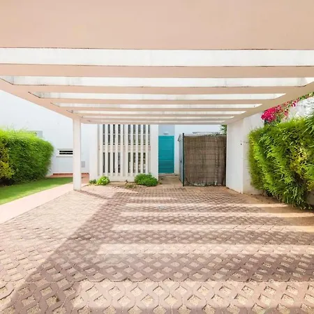 Prainha Sunny 5br * ألفور