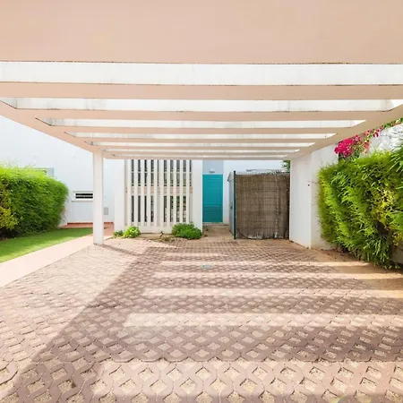 Sunny 5br @ Prainha Club Alvor