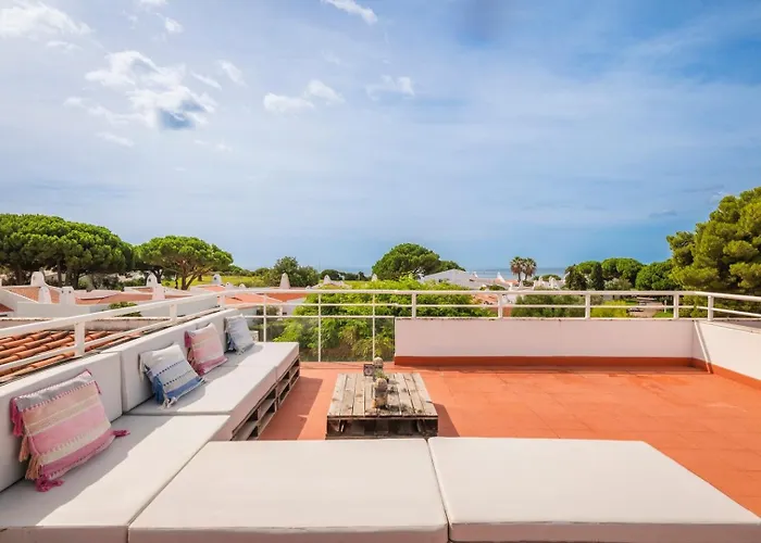 Prainha Sunny 5br 알보르