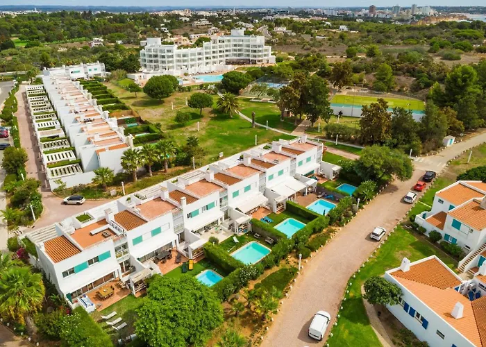 Prainha Sunny 5br 알보르