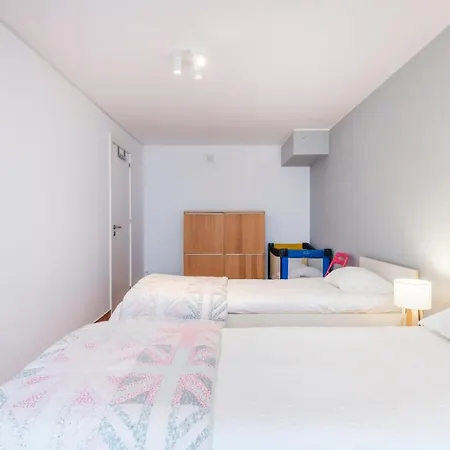 Sunny 5br @ Prainha Club